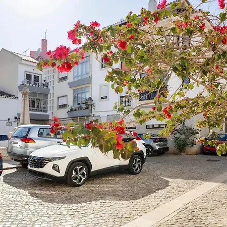 Rookiea - Perfect Location Old Town Balcony View * Cascais